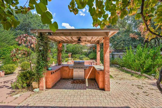 15010 Oak Briar, San Antonio, TX 78232