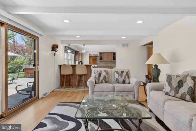 3 RYMILL TER, Cherry Hill, NJ 08003