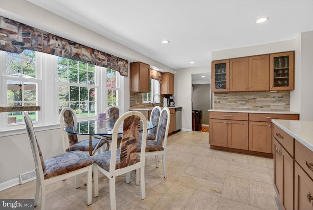 3 RYMILL TER, Cherry Hill, NJ 08003