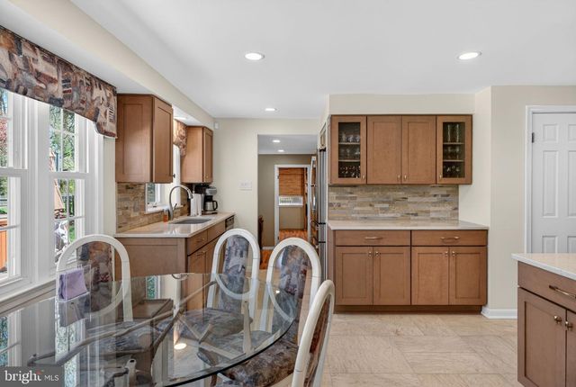 3 RYMILL TER, Cherry Hill, NJ 08003