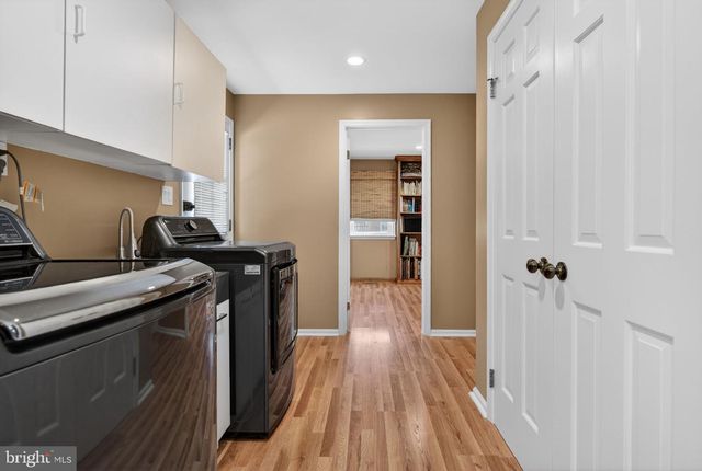 3 RYMILL TER, Cherry Hill, NJ 08003