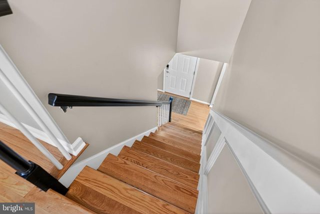 3 RYMILL TER, Cherry Hill, NJ 08003