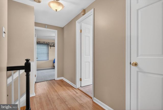 3 RYMILL TER, Cherry Hill, NJ 08003