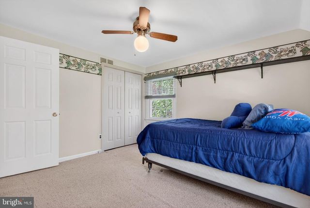 3 RYMILL TER, Cherry Hill, NJ 08003