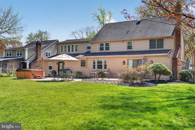 3 RYMILL TER, Cherry Hill, NJ 08003