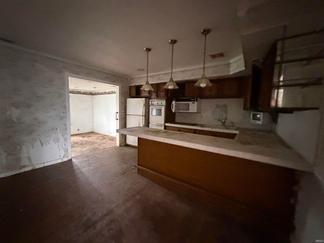 702 W Grant Street, Hartford City, IN 47348