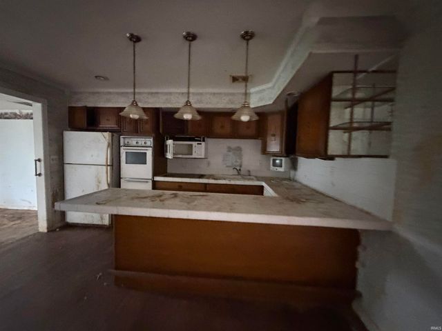 702 W Grant Street, Hartford City, IN 47348