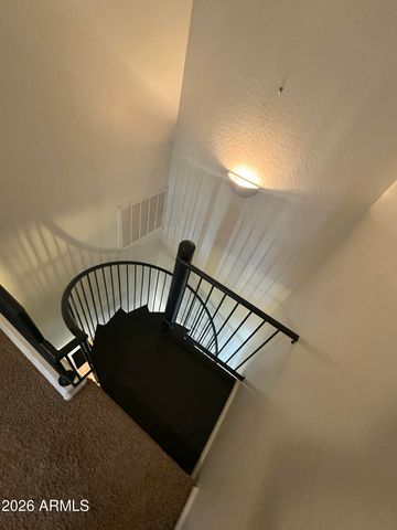 2264 E HUNTINGTON Drive, Phoenix, AZ 85040