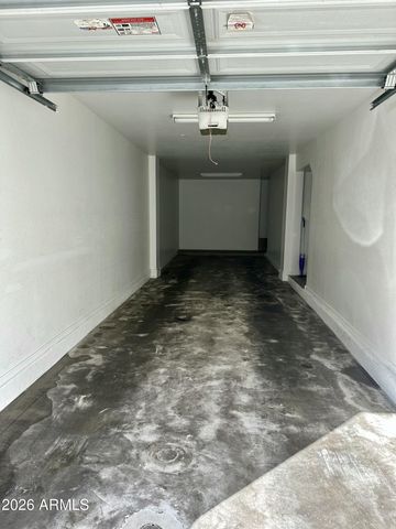 2264 E HUNTINGTON Drive, Phoenix, AZ 85040