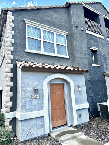 2264 E HUNTINGTON Drive, Phoenix, AZ 85040