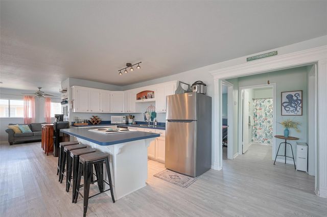 510 Oyster Street, Surfside Beach, TX 77541