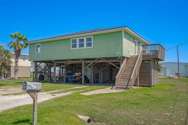 510 Oyster Street, Surfside Beach, TX 77541