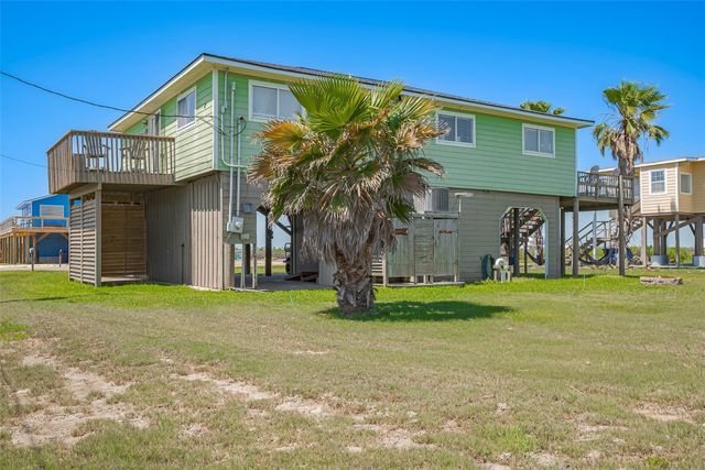510 Oyster Street, Surfside Beach, TX 77541