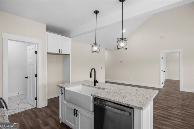 142 Washington Street, Dalton, GA 30721