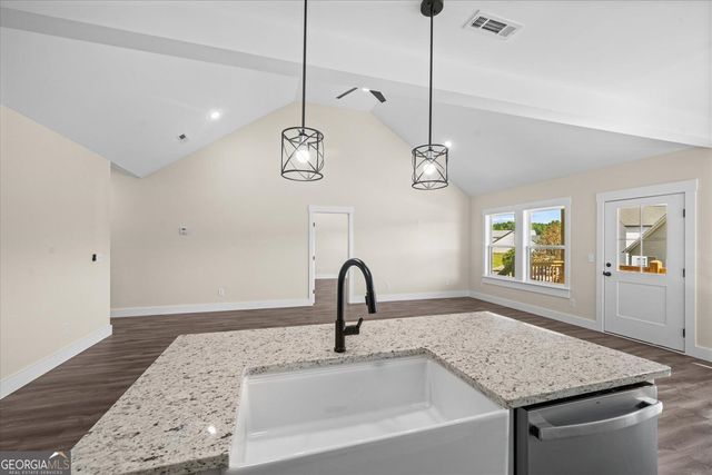 142 Washington Street, Dalton, GA 30721