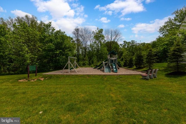1420 BALMORAL RD, Coatesville, PA 19320