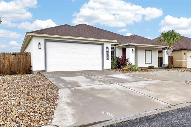 15918 Cabo Blanco Dr, Corpus Christi, TX 78418