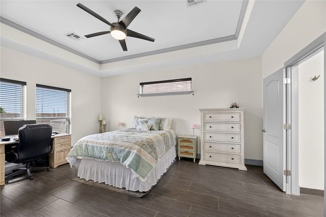 15918 Cabo Blanco Dr, Corpus Christi, TX 78418