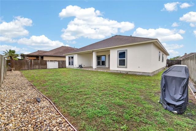 15918 Cabo Blanco Dr, Corpus Christi, TX 78418