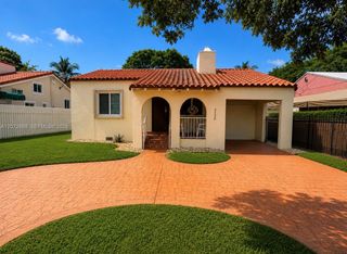3130 SW 6th Street, Miami, FL 33135
