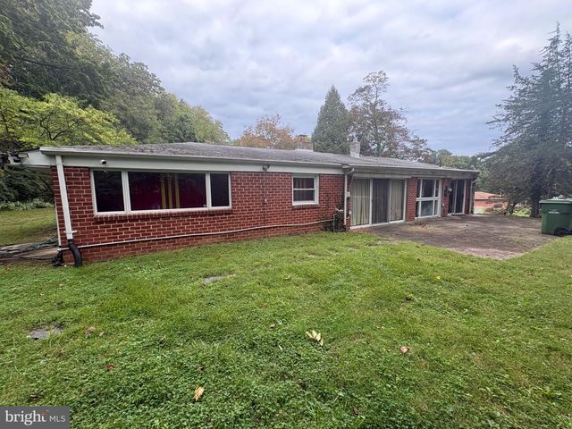 500 MARTIN LN, Dresher, PA 19025