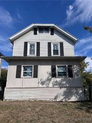 1424 Osborne Court, Niagara Falls, NY 14303