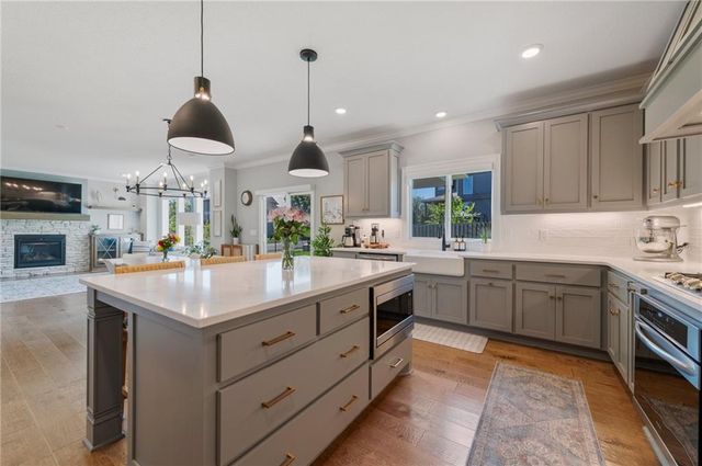 1505 SW Georgetown Drive, Lee's Summit, MO 64082