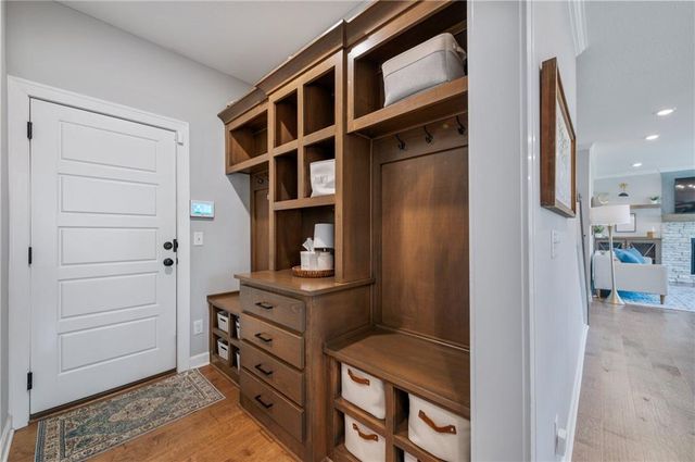 1505 SW Georgetown Drive, Lee's Summit, MO 64082