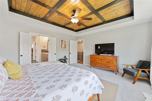 1505 SW Georgetown Drive, Lee's Summit, MO 64082