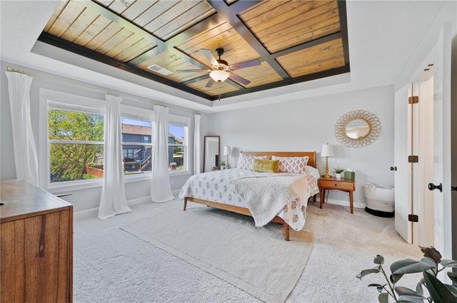 1505 SW Georgetown Drive, Lee's Summit, MO 64082