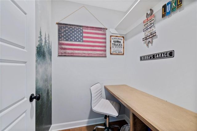 1505 SW Georgetown Drive, Lee's Summit, MO 64082