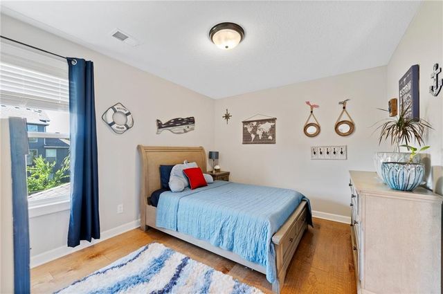 1505 SW Georgetown Drive, Lee's Summit, MO 64082