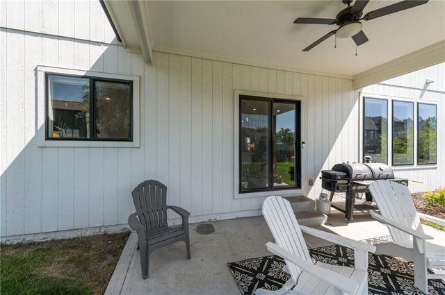 1505 SW Georgetown Drive, Lee's Summit, MO 64082