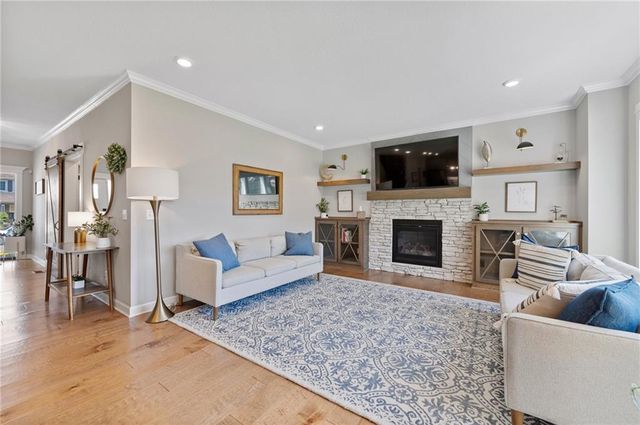 1505 SW Georgetown Drive, Lee's Summit, MO 64082