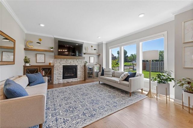 1505 SW Georgetown Drive, Lee's Summit, MO 64082