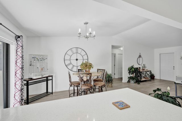 5810 SW 112th Way, Cooper City, FL 33330