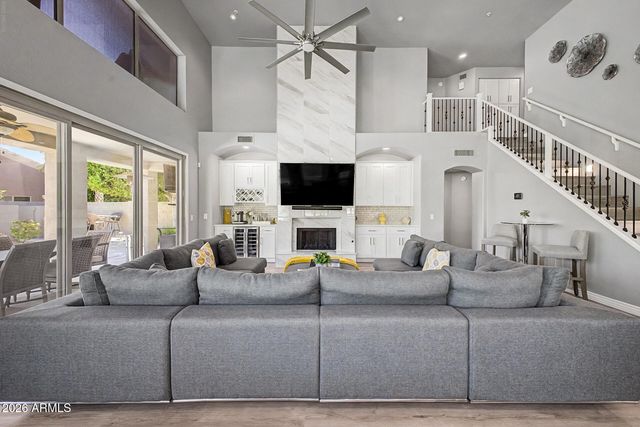9737 E CELTIC Drive, Scottsdale, AZ 85260