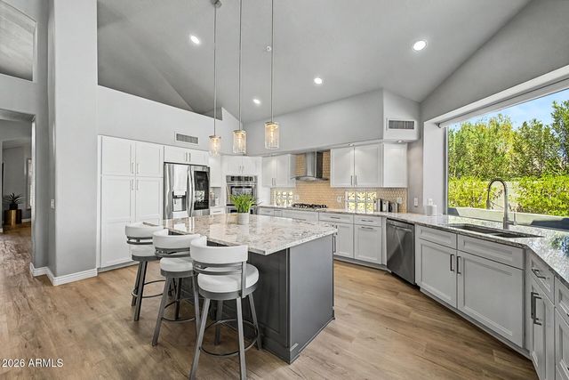 9737 E CELTIC Drive, Scottsdale, AZ 85260