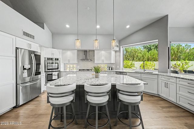 9737 E CELTIC Drive, Scottsdale, AZ 85260