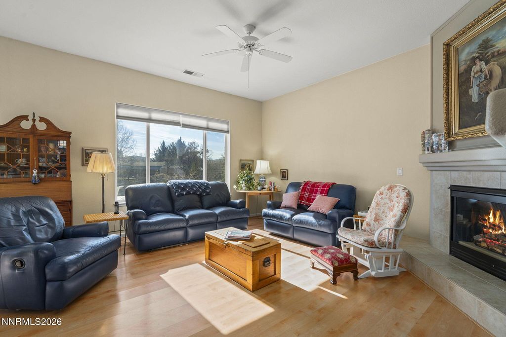 Image 7 of property listing at 3215 Apio Court, Sparks, NV 89436