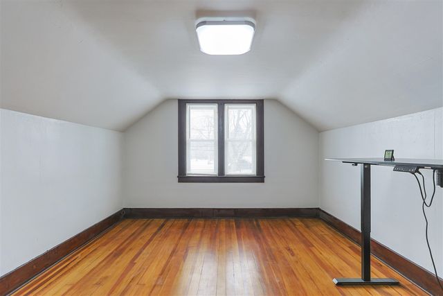 11 N Barrett Street, Niles, MI 49120