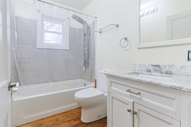 11 N Barrett Street, Niles, MI 49120