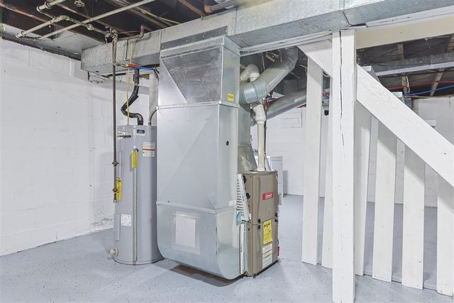 11 N Barrett Street, Niles, MI 49120