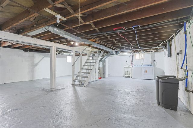 11 N Barrett Street, Niles, MI 49120