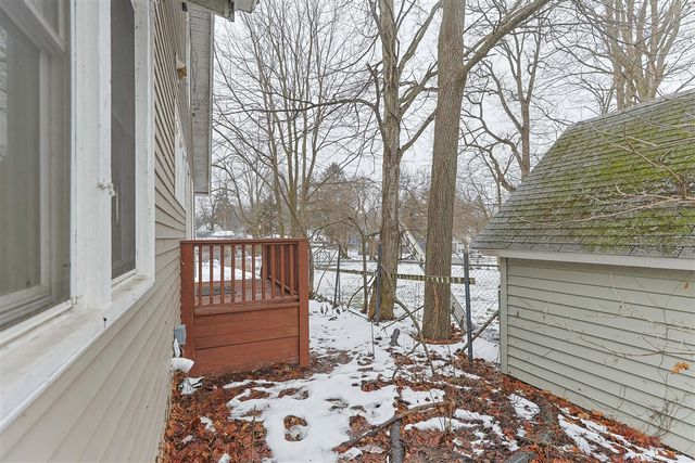 11 N Barrett Street, Niles, MI 49120