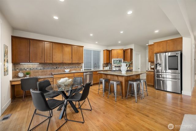 1226 269th Court SE, Sammamish, WA 98075