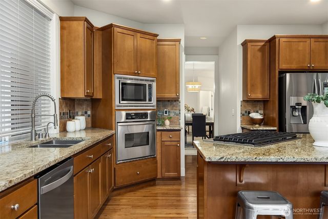 1226 269th Court SE, Sammamish, WA 98075