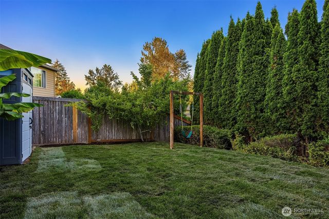 1226 269th Court SE, Sammamish, WA 98075