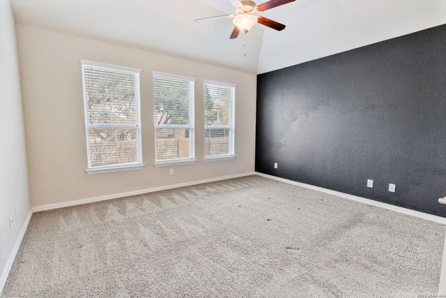 807 Gold Beauty, San Antonio, TX 78245