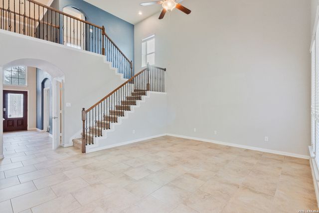 807 Gold Beauty, San Antonio, TX 78245